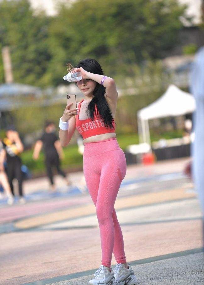 依露希尔星晓国际服中文版下载